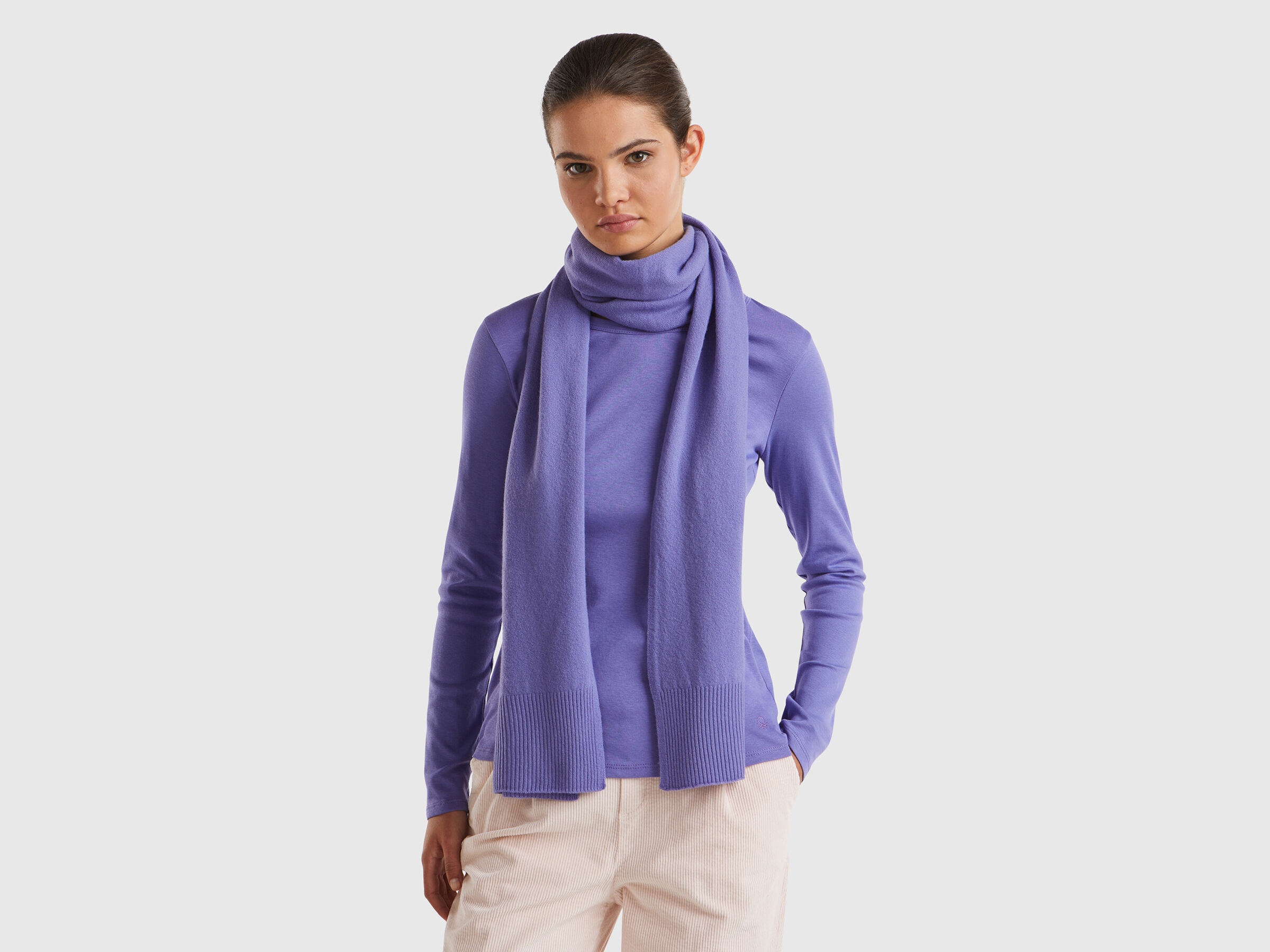 KNITTED SCARF Women image number 4